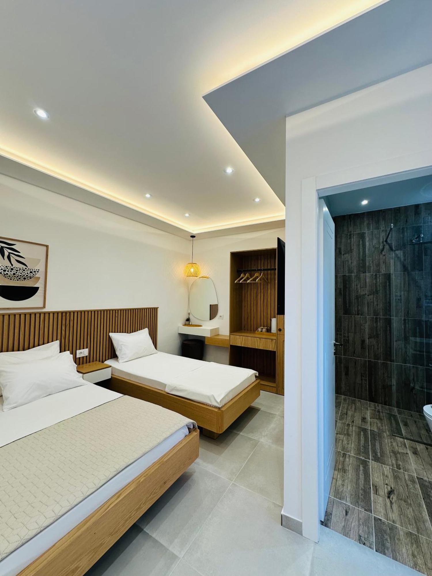Hotel Potami Seashell Himare Esterno foto
