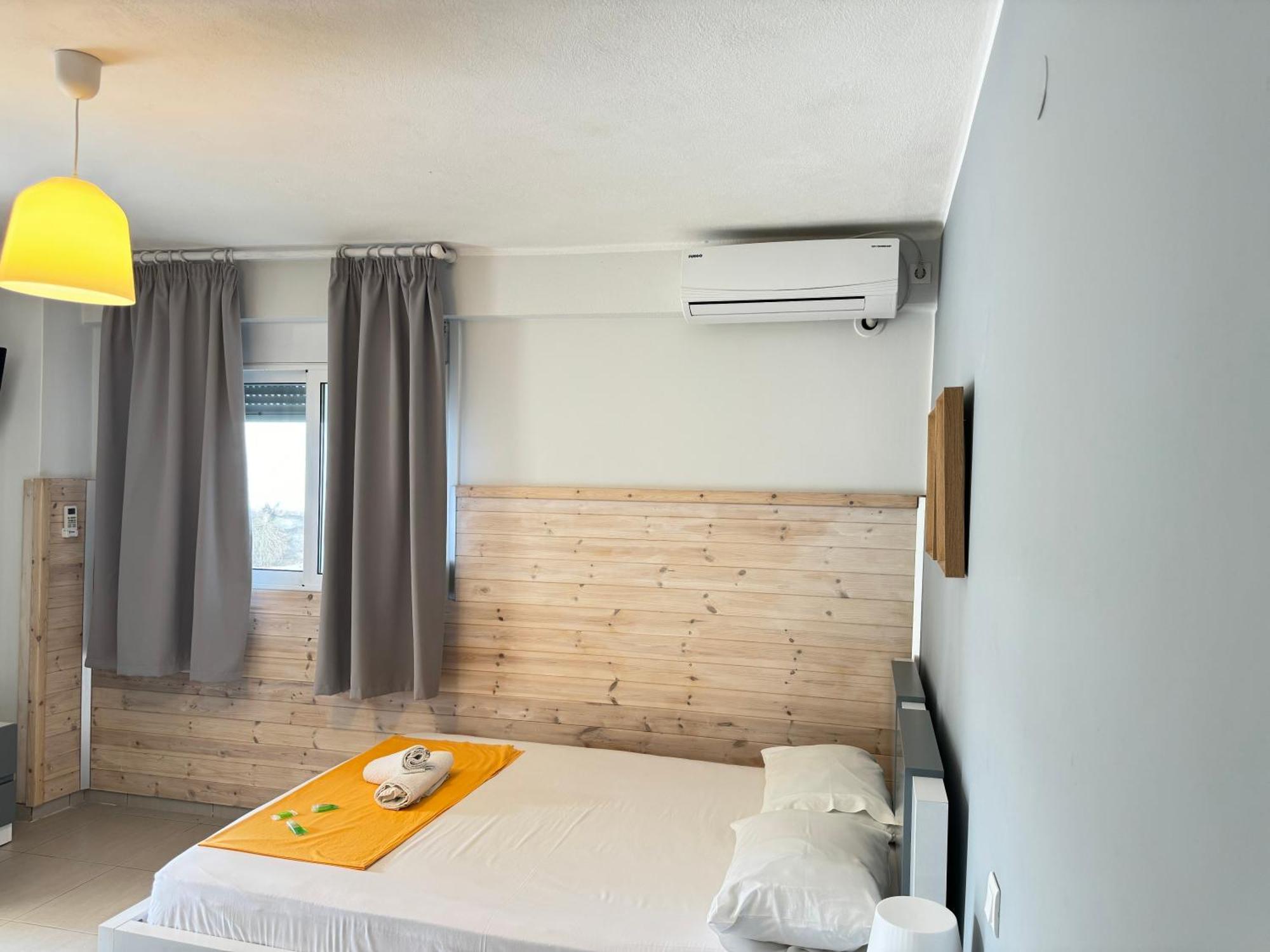 Hotel Potami Seashell Himare Esterno foto